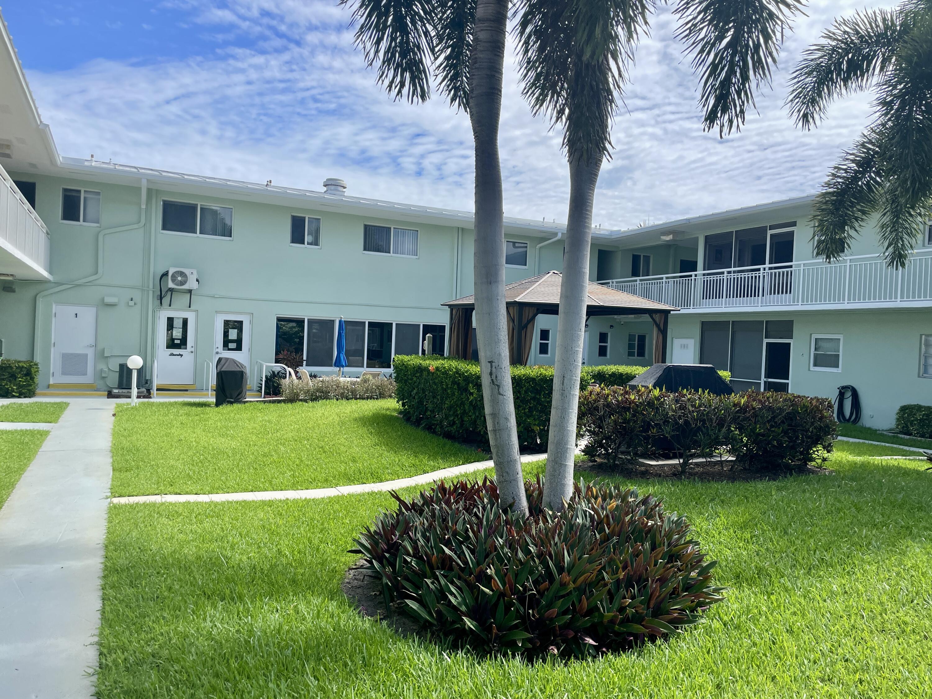 2100 Northeast 38th Street, Unit 142 Lighthouse Point, FL 33064 - Photo 28 of 42 Common Area (2)