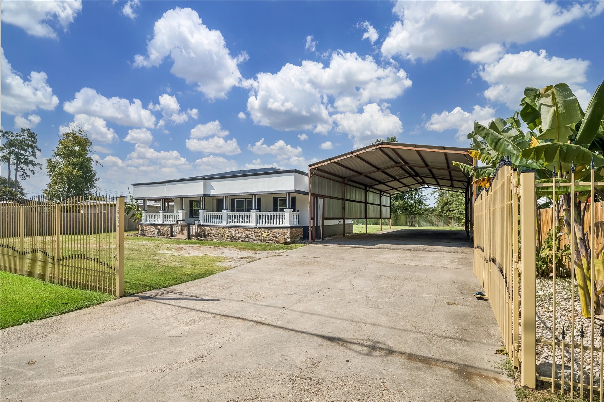 20635 Sleepy Hollow Spring, TX 77388 - Photo 6 of 20 Gallery Image 6