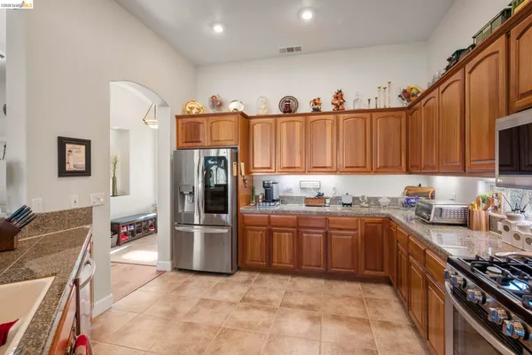 $649,000 | 352 Mitchell Lake Lane, Copperopolis, CA 95228