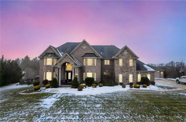 $1,600,000 | 117 Archberry Drive, Wexford, PA 15090