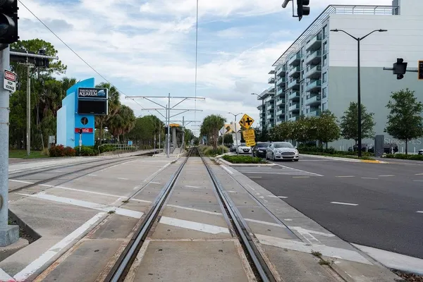 $475,000 | 1002 Channelside Drive, Unit 2C, Tampa, FL 33602