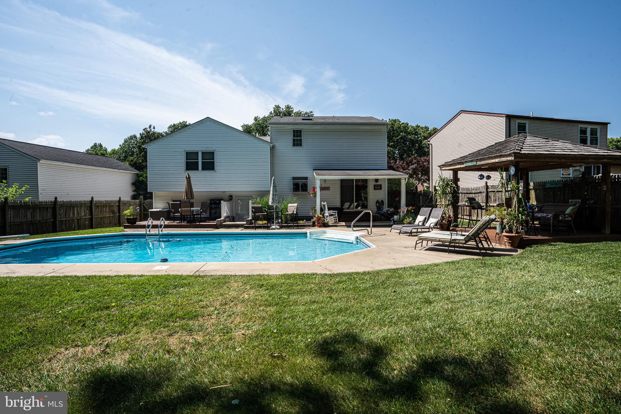 23 Yew Road Essex, MD 21221 - Photo 3 of 47 Backyard oasis!