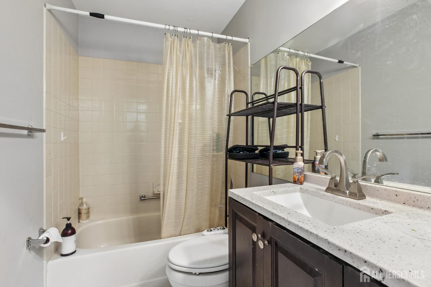 110A Winthrop Road, Unit A Monroe Township, NJ 08831 - Photo 21 of 27