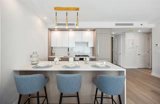 $522,200 | 38-20 Parsons Boulevard, Unit 714 | Downtown Flushing