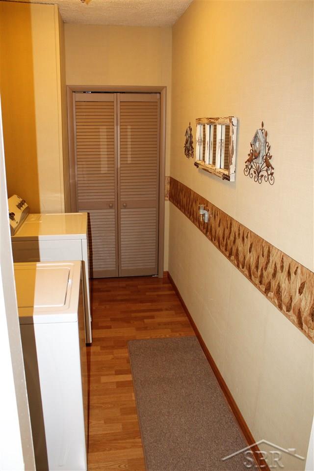 9101 Sheridan Road Burt, MI 48417 - Photo 13 of 21 31348416-12.JPG