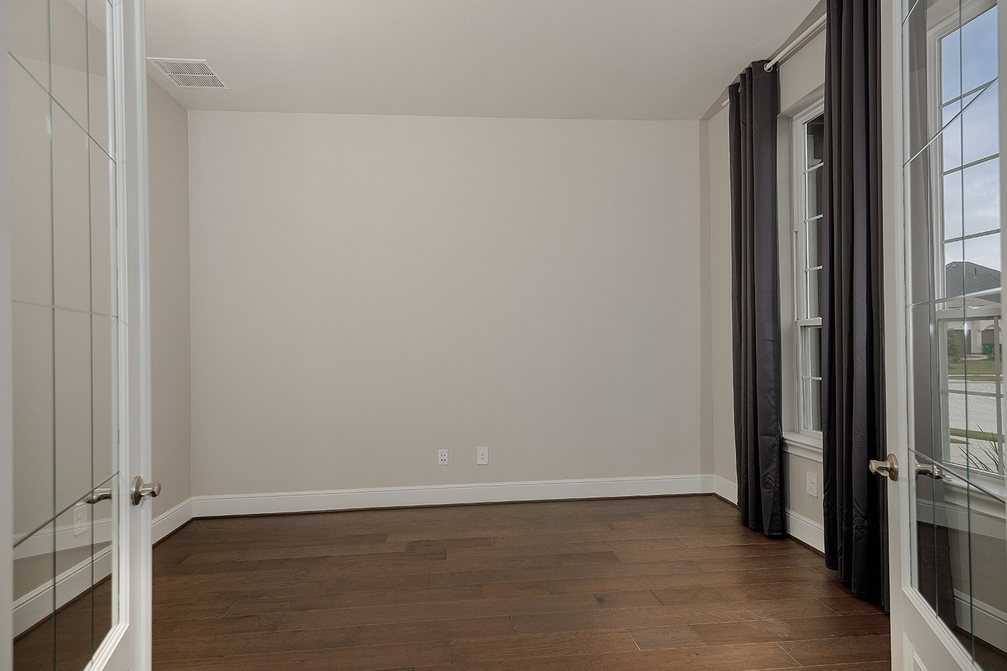 5361 Cherry Spring Drive Spring, TX 77386 - Photo 10 of 35 a view of an empty room
