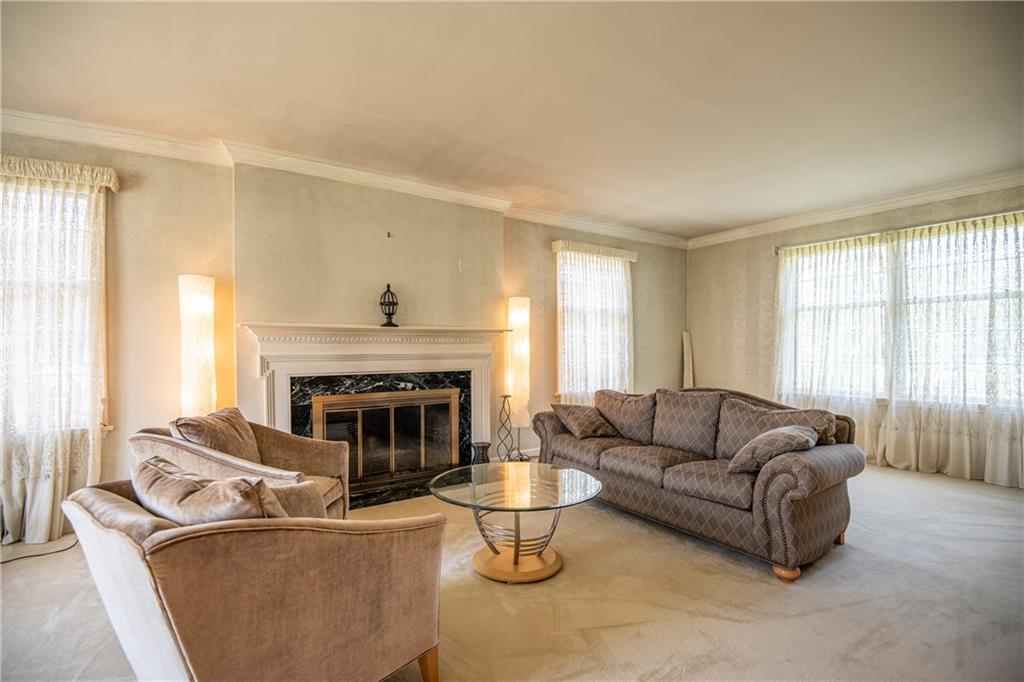 1127 Highland Road Sharon, PA 16146 - Photo 3 of 25 Gallery Image 3