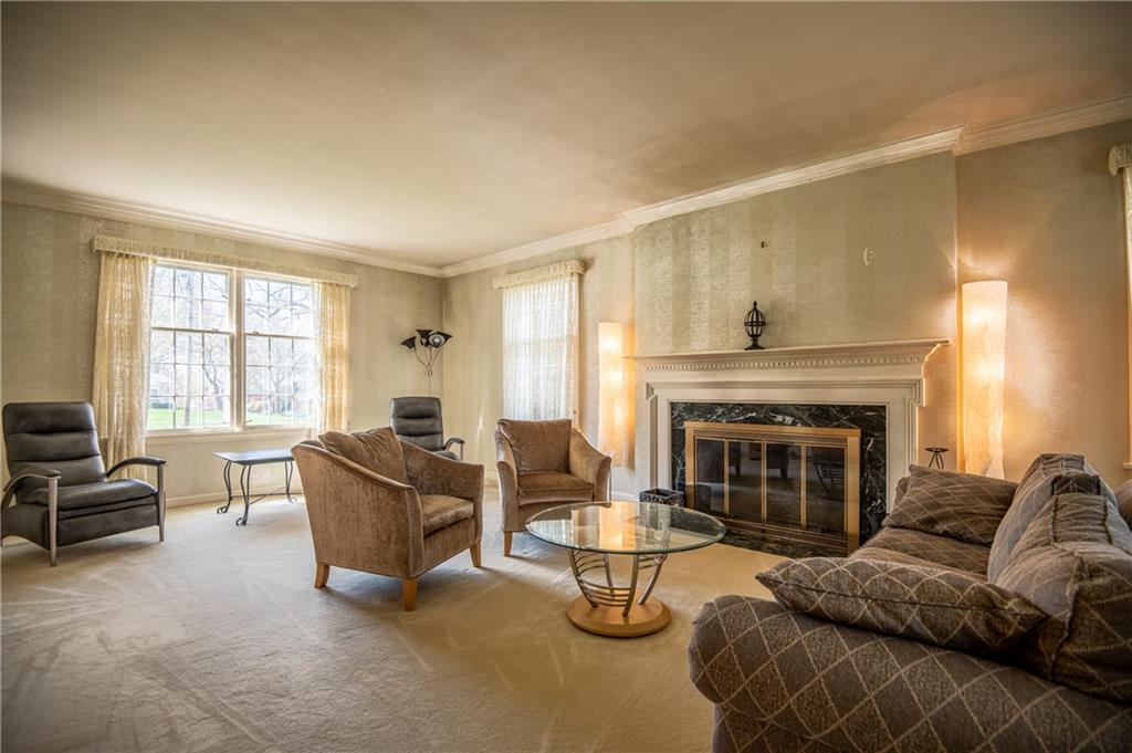 1127 Highland Road Sharon, PA 16146 - Photo 4 of 25 Gallery Image 4