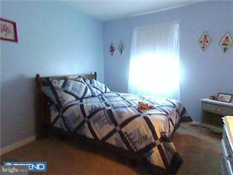 10212 West Keswick Road Philadelphia, PA 19114 - Photo 10 of 12 Bedroom 2