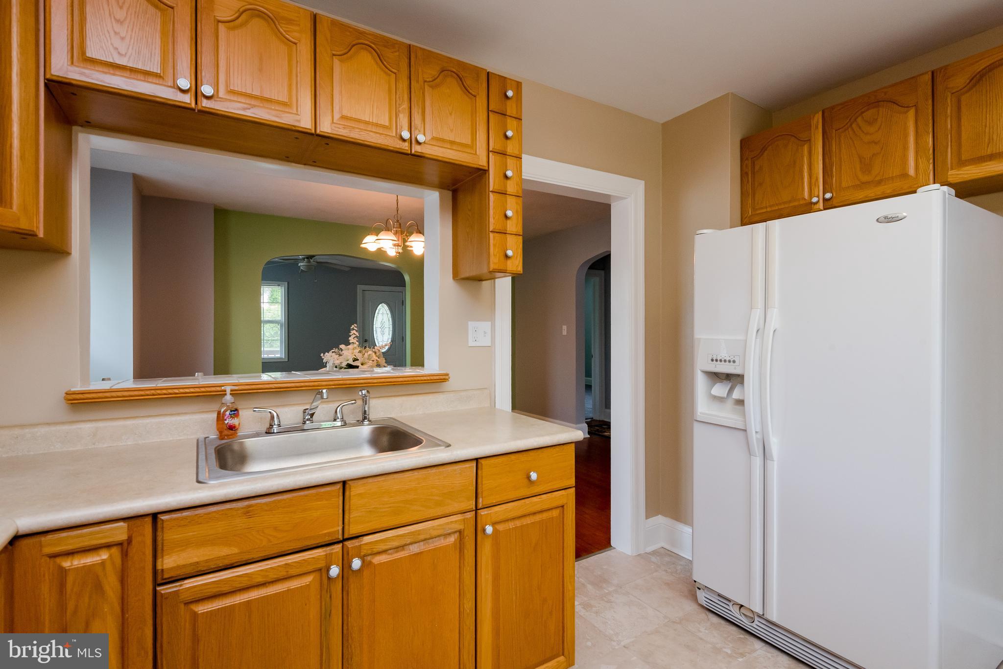 803 South Camp Meade Road Linthicum, MD 21090 - Photo 19 of 53 Kitchen