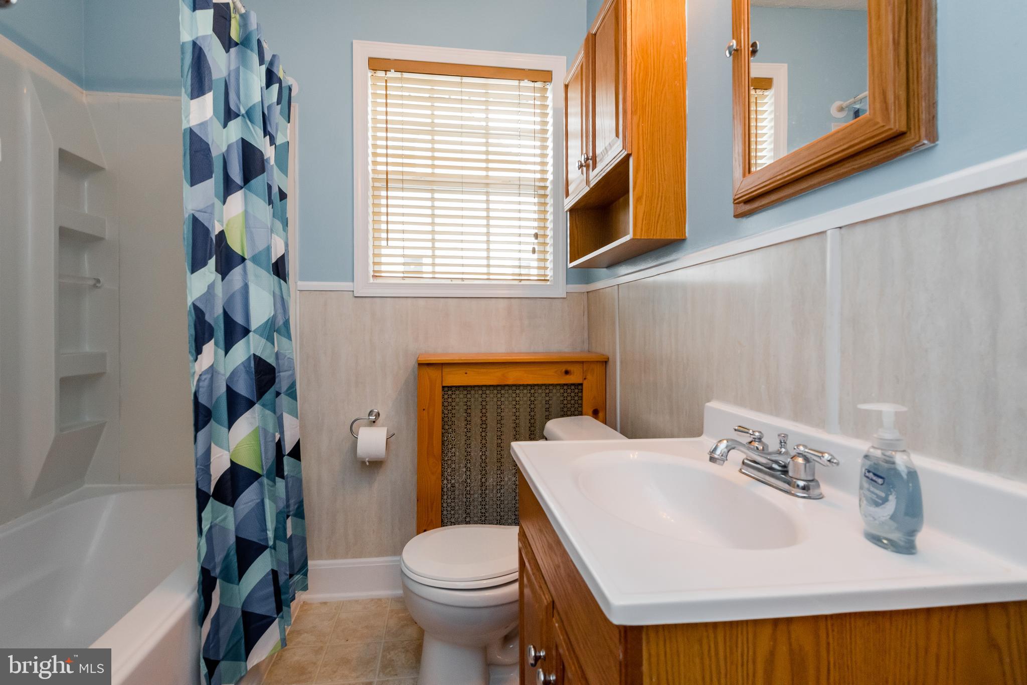 803 South Camp Meade Road Linthicum, MD 21090 - Photo 23 of 53 Bathroom