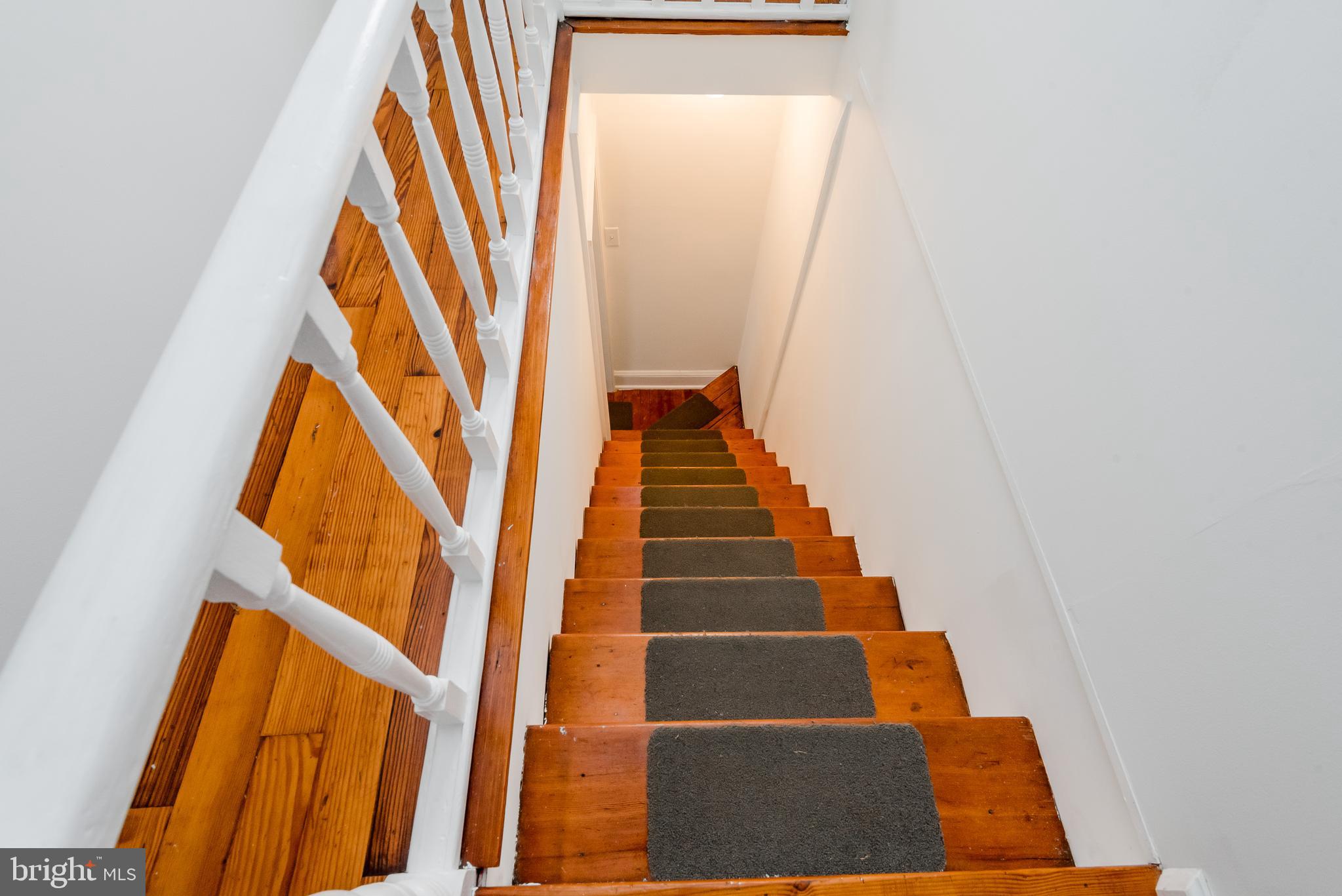 803 South Camp Meade Road Linthicum, MD 21090 - Photo 38 of 53 Stairs