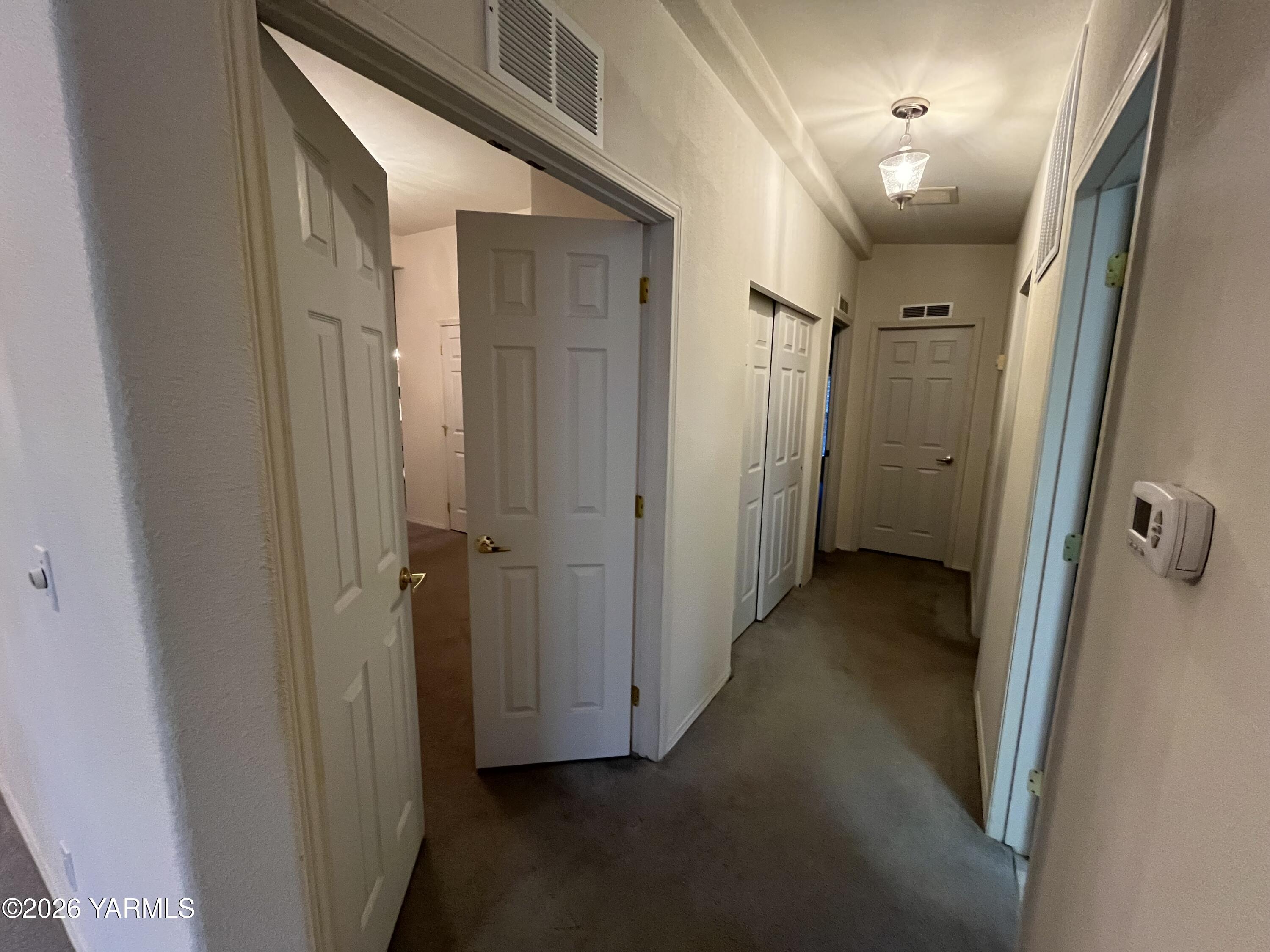 332 Parish Road Selah, WA 98942 - Photo 14 of 23 Dbl. doors to Primary