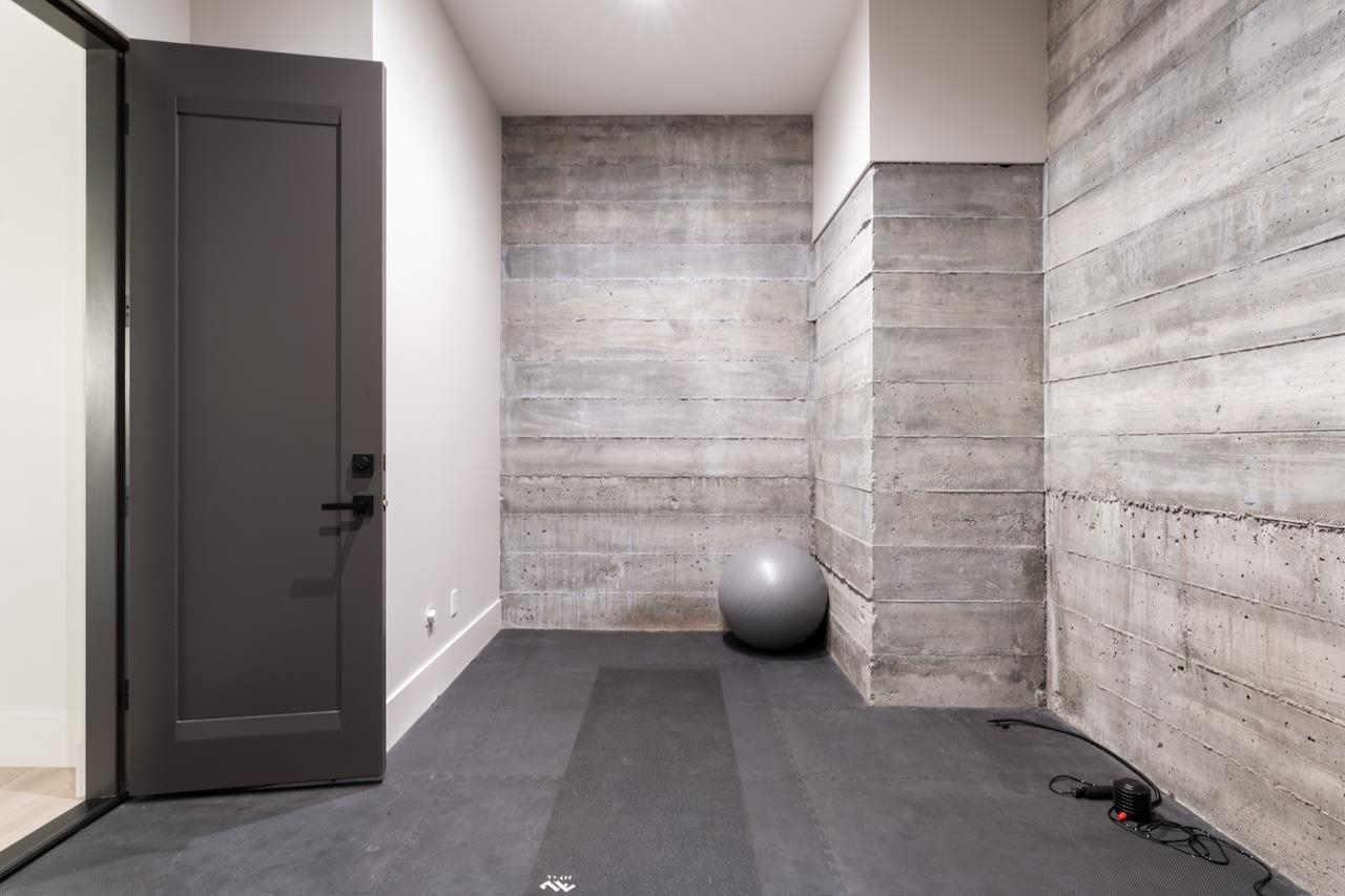 7745 Lahontan Drive Truckee, CA 96161 - Photo 19 of 28