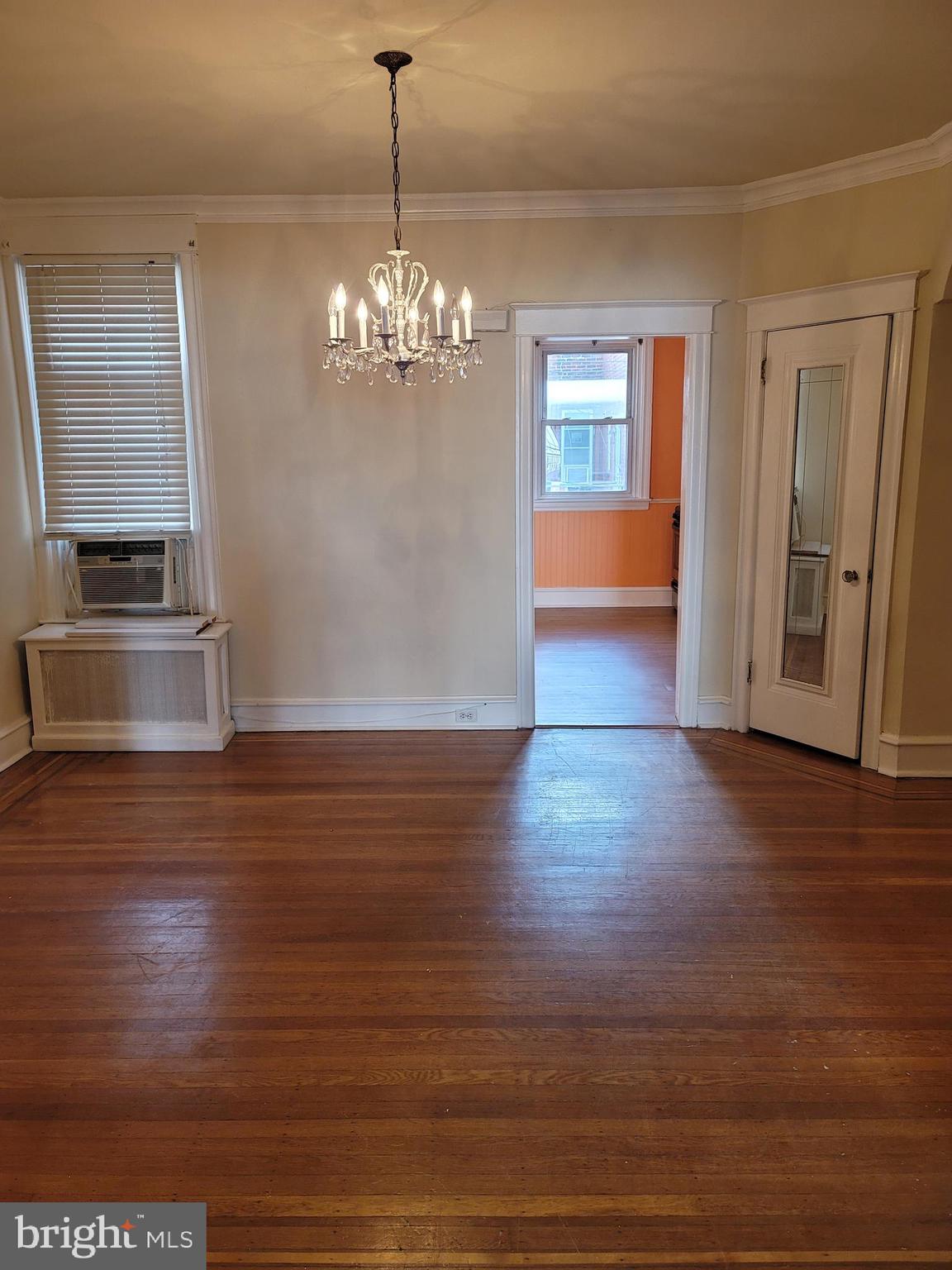 204 Avon Road Upper Darby, PA 19082 - Photo 6 of 31