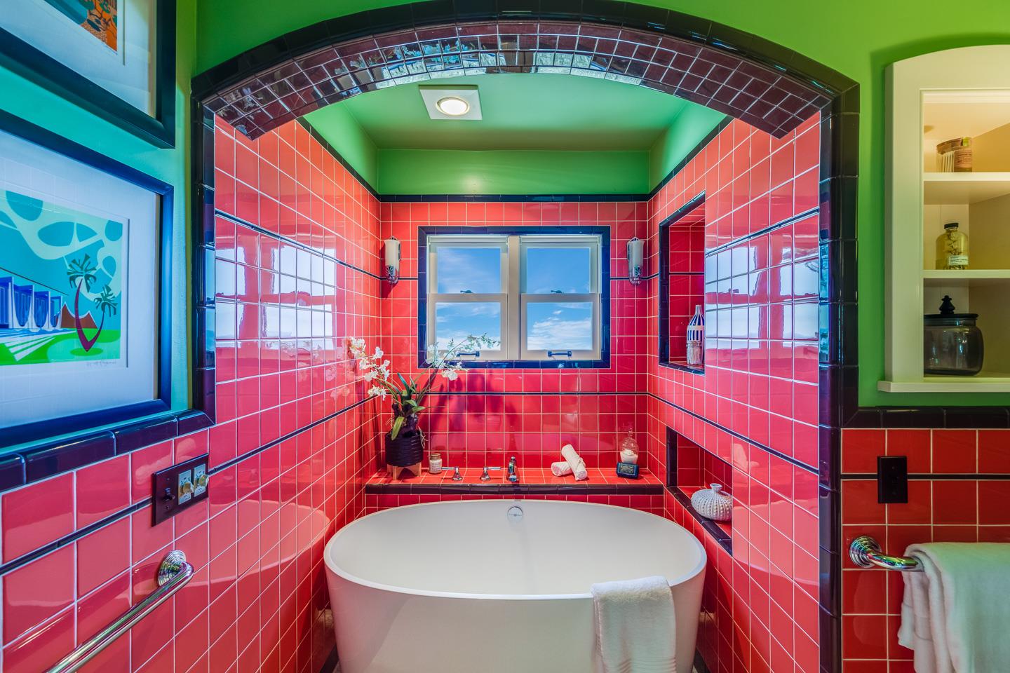 28 Cresta Way La Selva Beach, CA 95076 - Photo 28 of 39 a view of a pool with a swimming pool