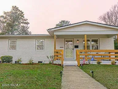 $2,500 | 110 South 15th Street, Wilmington, NC 28401