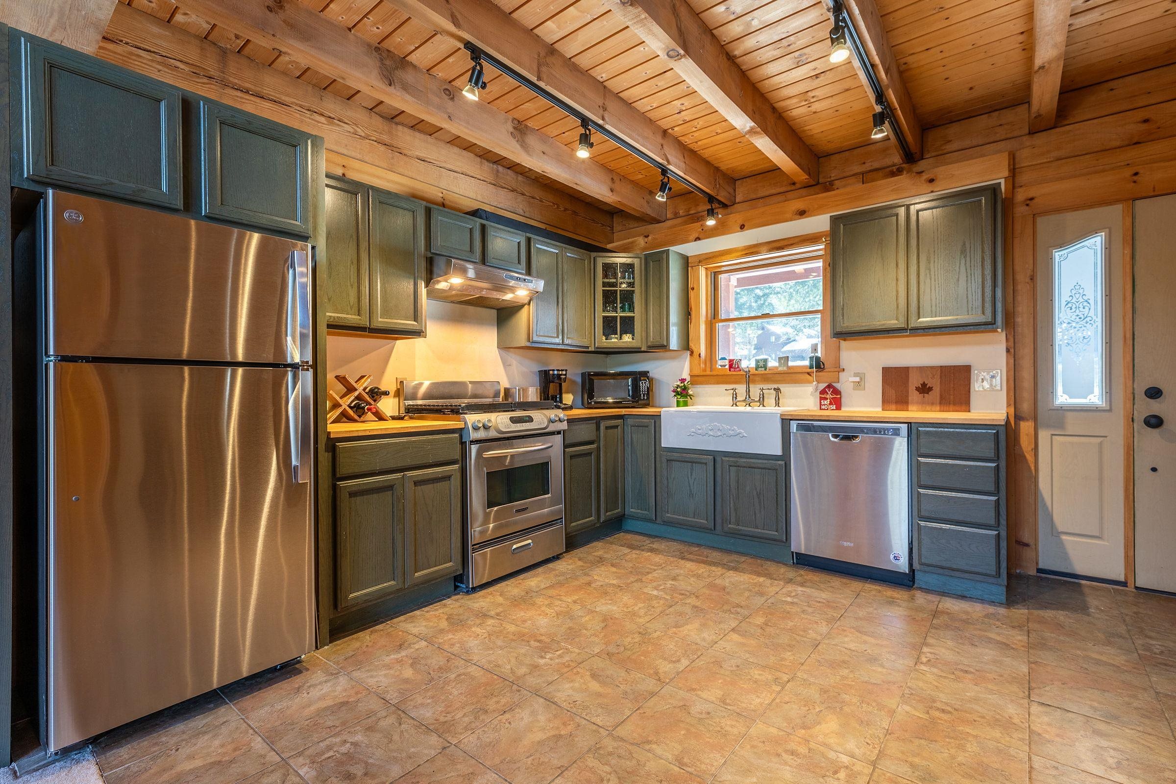 40 Loop Road Winhall, VT 05340 - Photo 6 of 40