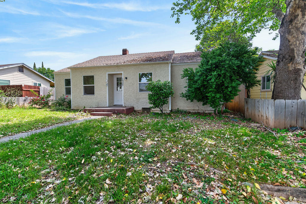 1330 4th Street Red Bluff, CA 96080 - Photo 8 of 19 Front of House