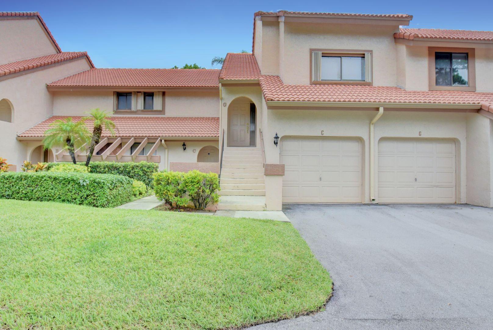 5581 Coach House Circle, Unit G Boca Raton, FL 33486 - Photo 15 of 24 EXTERIOR