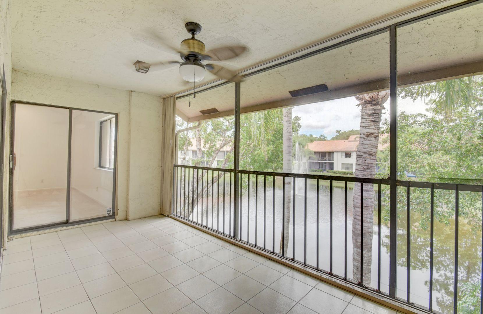 5581 Coach House Circle, Unit G Boca Raton, FL 33486 - Photo 6 of 24 TERRACE VIEW