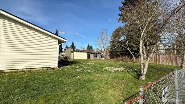 $480,000 | 17123 6 Ave Court East, Spanaway, WA 98387