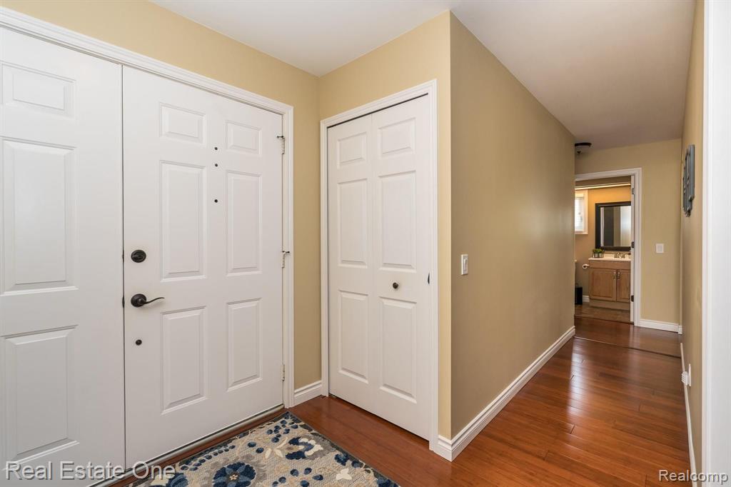 2090 Cumberland Road Rochester, MI 48307 - Photo 19 of 32