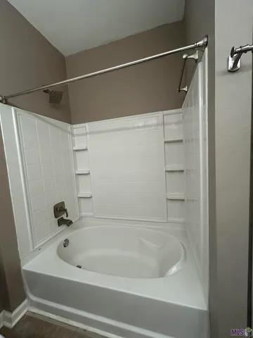 $1,375 | 155 Aspen Square, Unit 30, Denham Springs, LA 70726