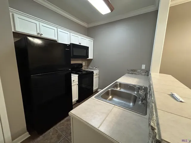 $1,375 | 155 Aspen Square, Unit 30, Denham Springs, LA 70726