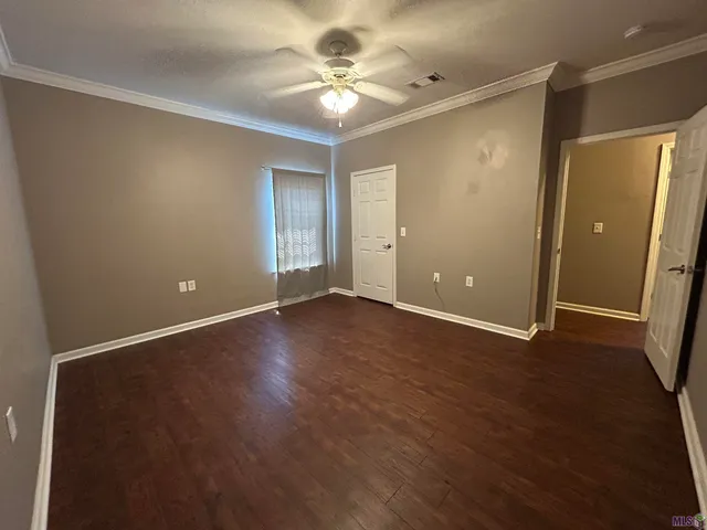 $1,375 | 155 Aspen Square, Unit 30, Denham Springs, LA 70726