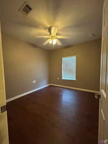 $1,375 | 155 Aspen Square, Unit 30, Denham Springs, LA 70726