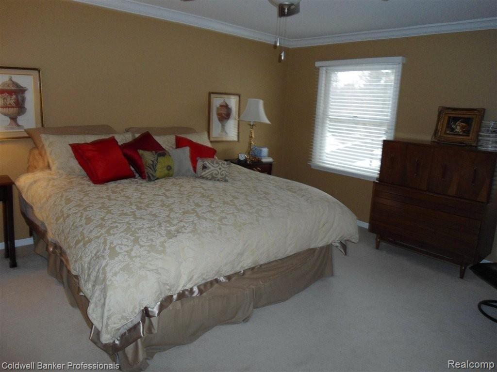 4178 Stoneleigh Road Bloomfield Hills, MI 48302 - Photo 14 of 20 DSC00820.JPG