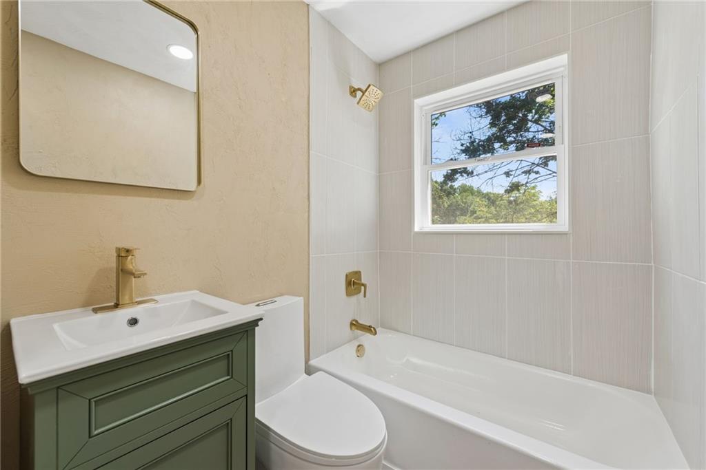 4533 Ridgeview Drive Greensburg, PA 15601 - Photo 15 of 34 1st Floor