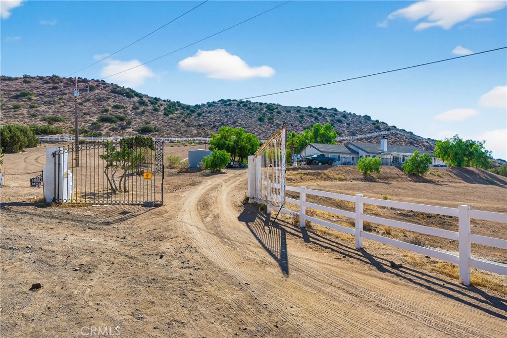 34215 Simla Street Acton, CA 93510 - Photo 3 of 37 a view of a terrace with a bench