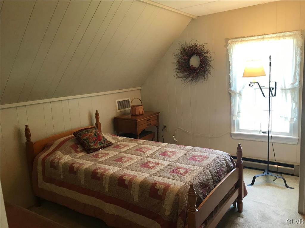 844 Juniper Road Hellertown, PA 18055 - Photo 11 of 28 Gallery Image 11