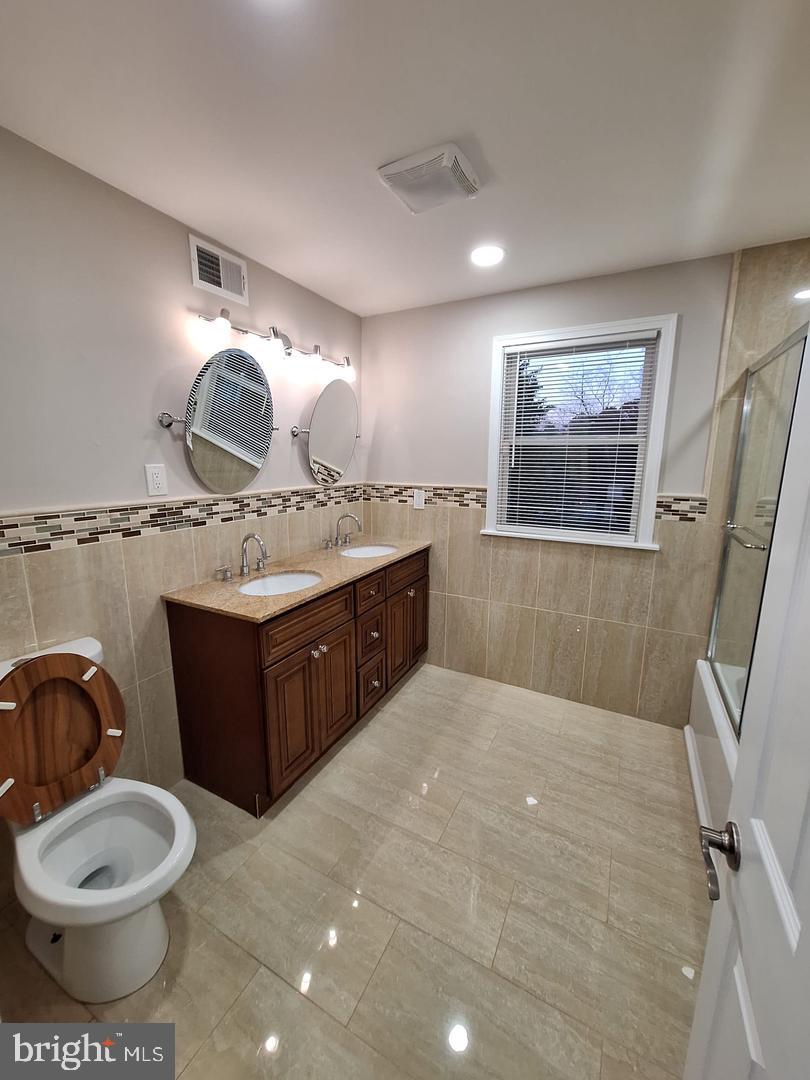 279 Betsy Road Huntingdon Valley, PA 19006 - Photo 15 of 47 Gallery Image 15