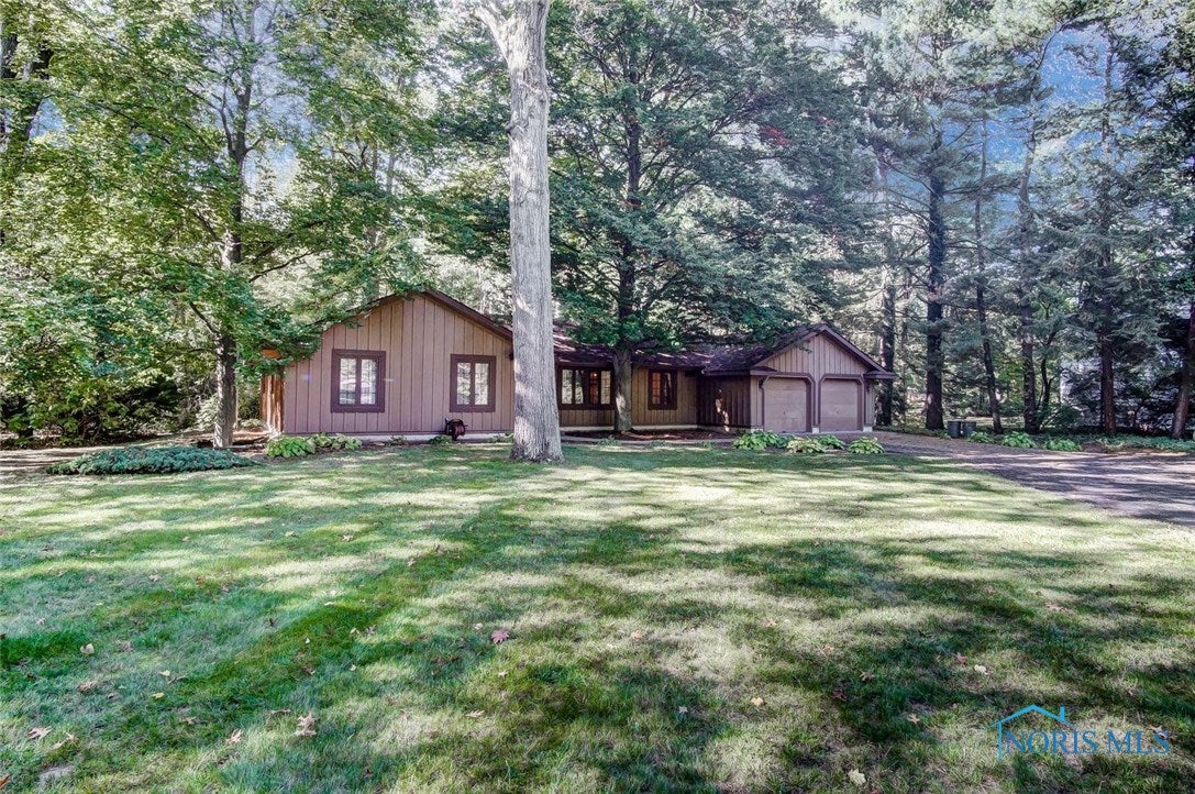 2519 Gradwohl Road Toledo, OH 43617 - Photo 2 of 34 Gallery Image 2