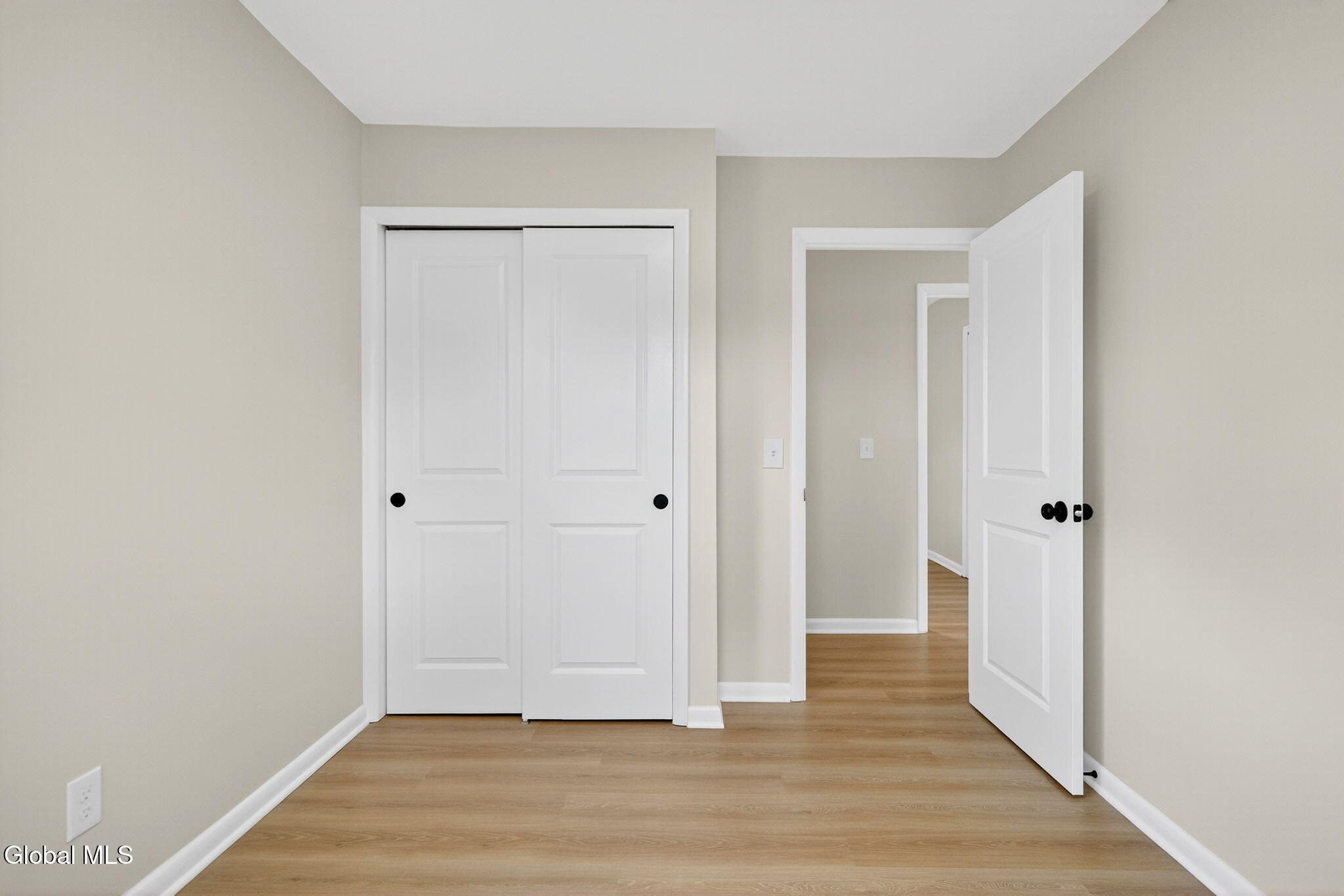 10 Harris Road Halfmoon, NY 12188 - Photo 15 of 27 Interior 15