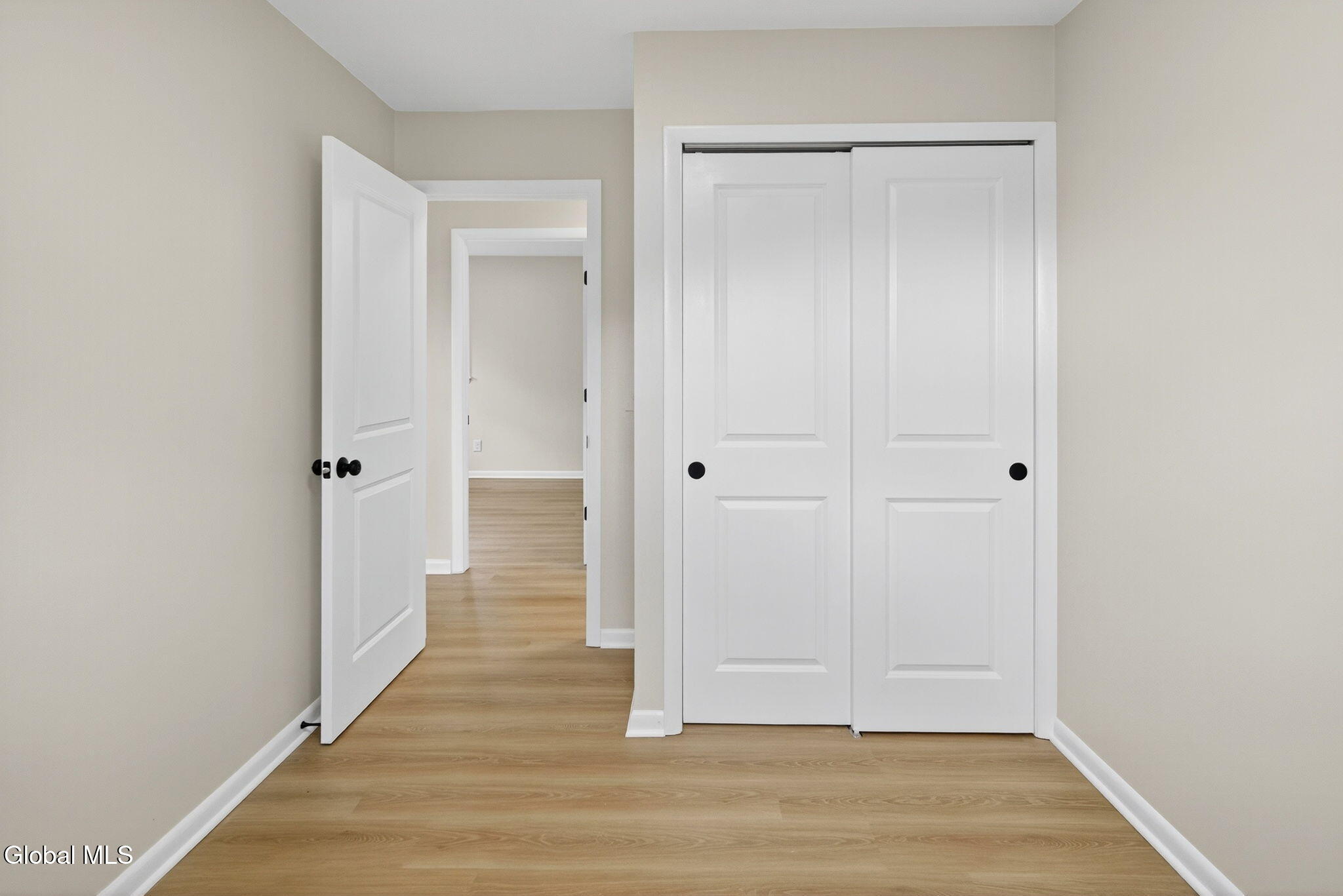 10 Harris Road Halfmoon, NY 12188 - Photo 17 of 27 Interior 17