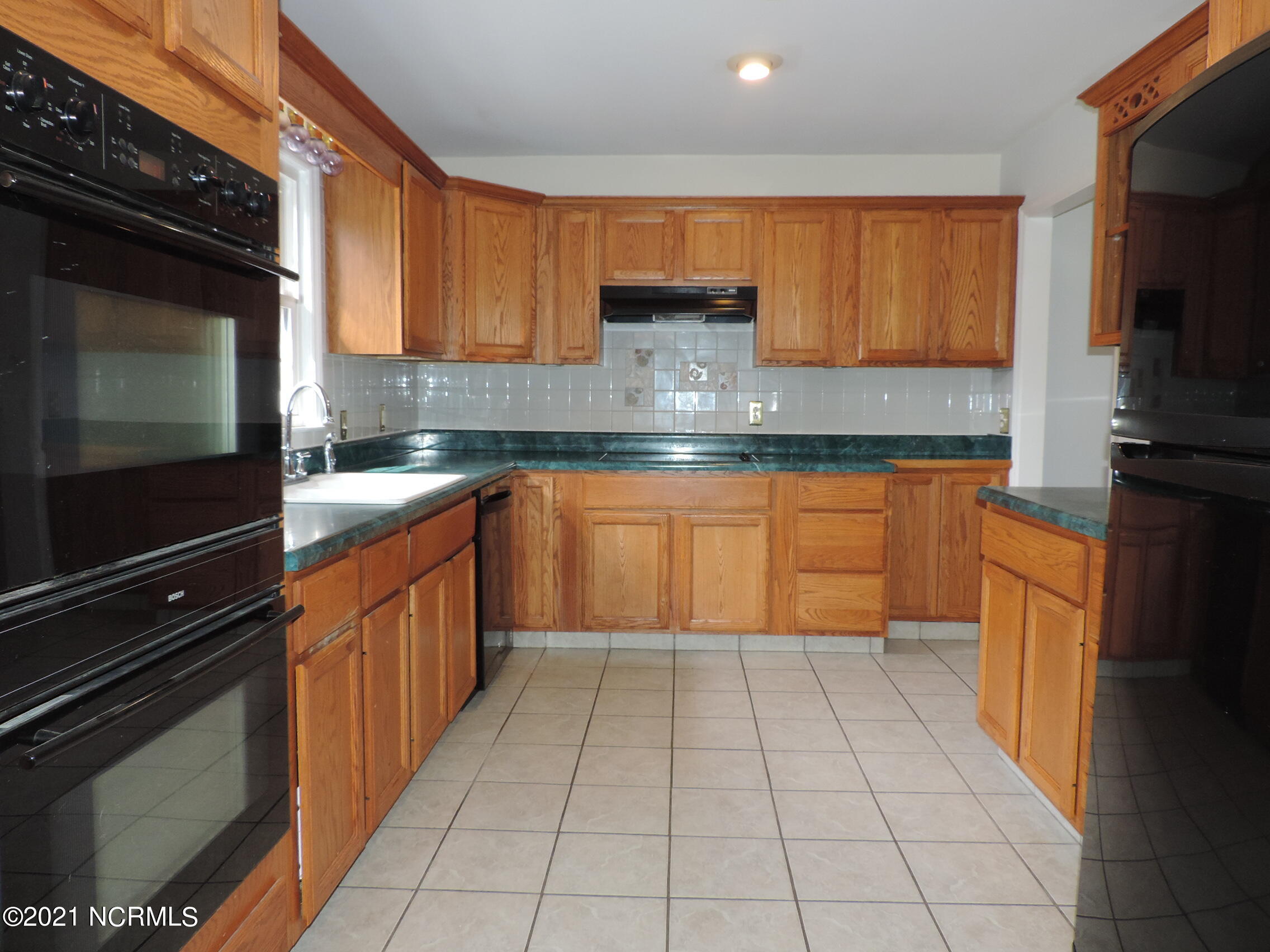 3613 Fox Chase Road New Bern, NC 28562 - Photo 11 of 34 DSCN9186