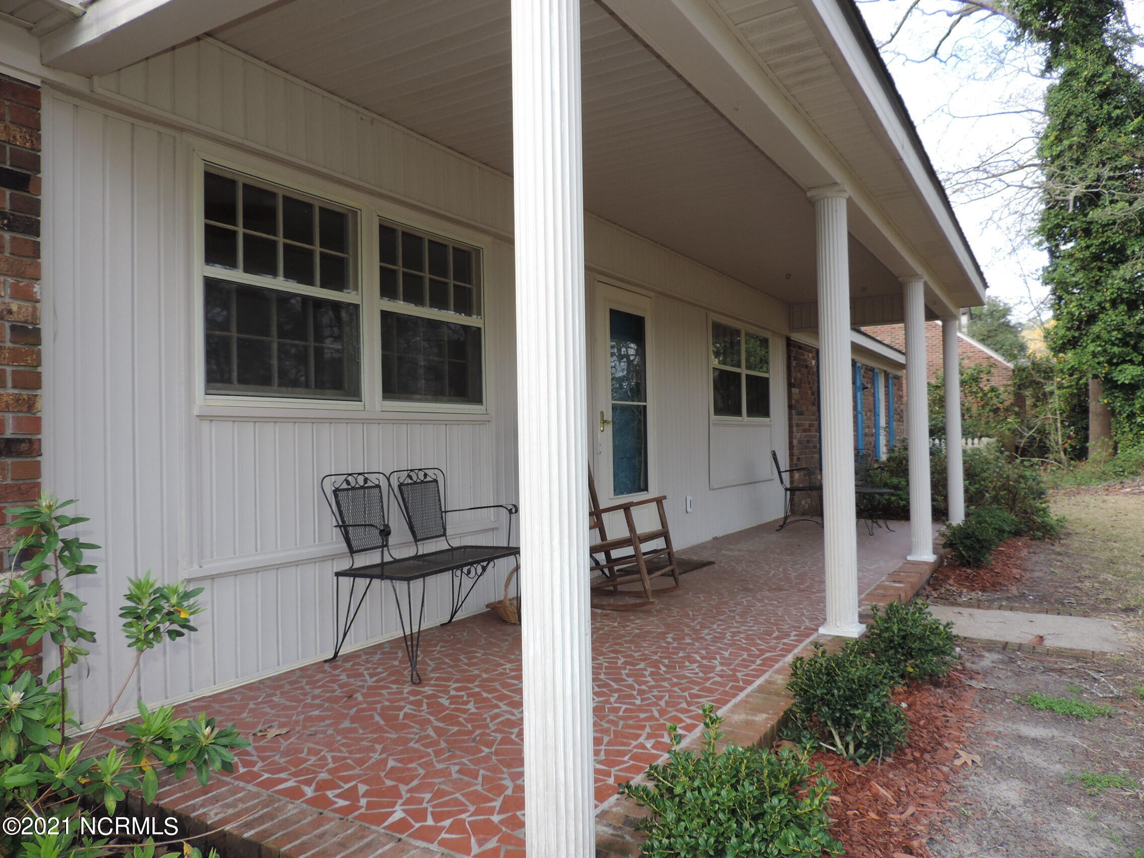 3613 Fox Chase Road New Bern, NC 28562 - Photo 2 of 34 front porch