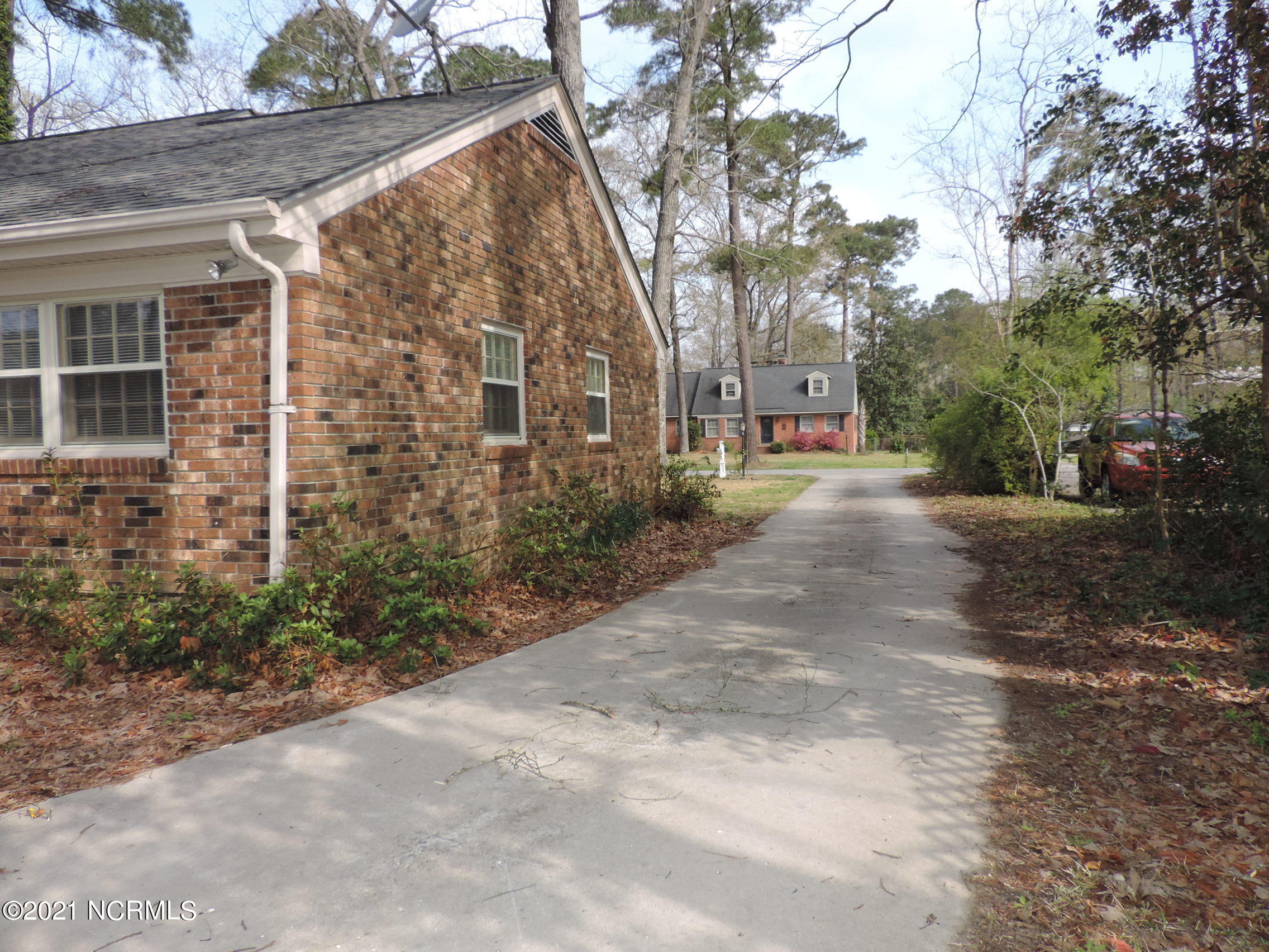 3613 Fox Chase Road New Bern, NC 28562 - Photo 34 of 34 partially paved driveway to carport