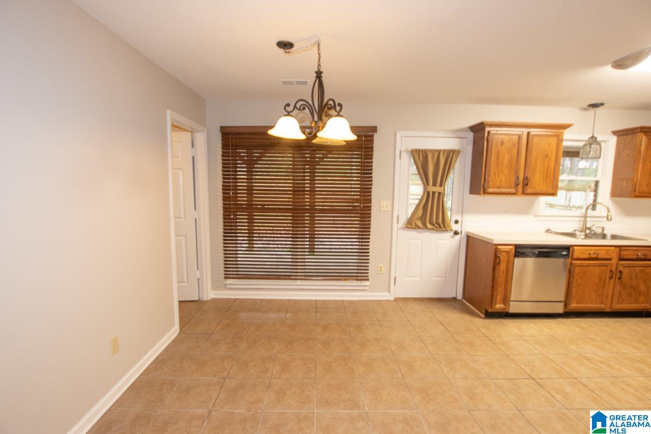 6341 Chelsea Road Columbiana, AL 35051 - Photo 7 of 30