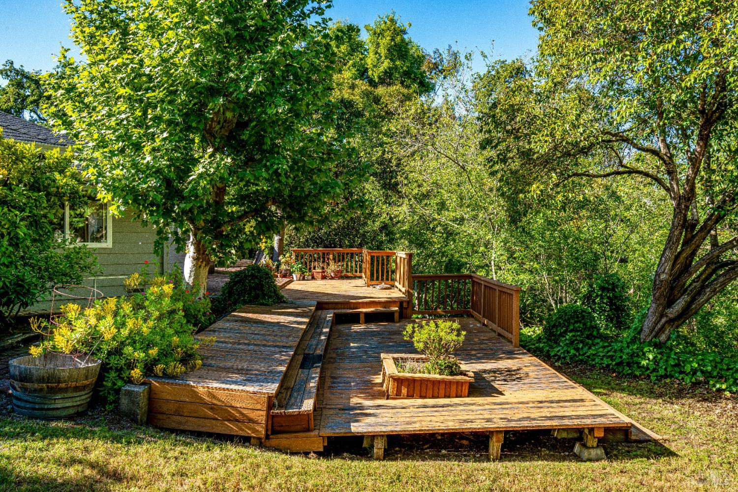 2445 Melbrook Way Santa Rosa, CA 95405 - Photo 16 of 34