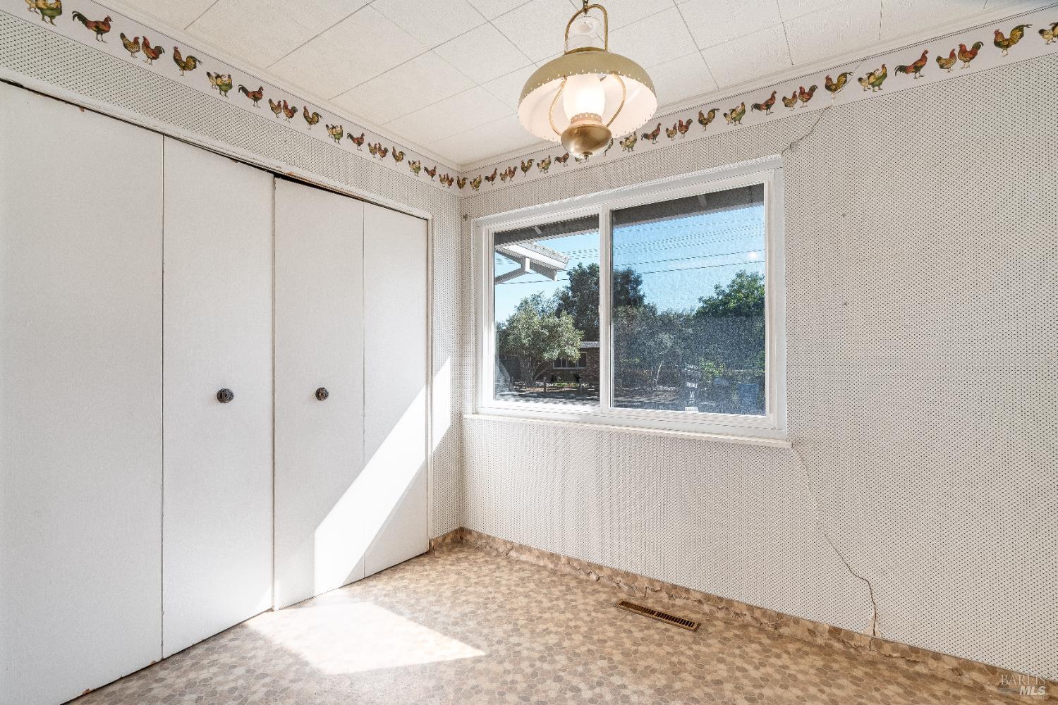 2445 Melbrook Way Santa Rosa, CA 95405 - Photo 8 of 34