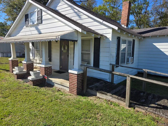 $39,900 | 377 Sprinkle Avenue, Orangeburg, SC 29115