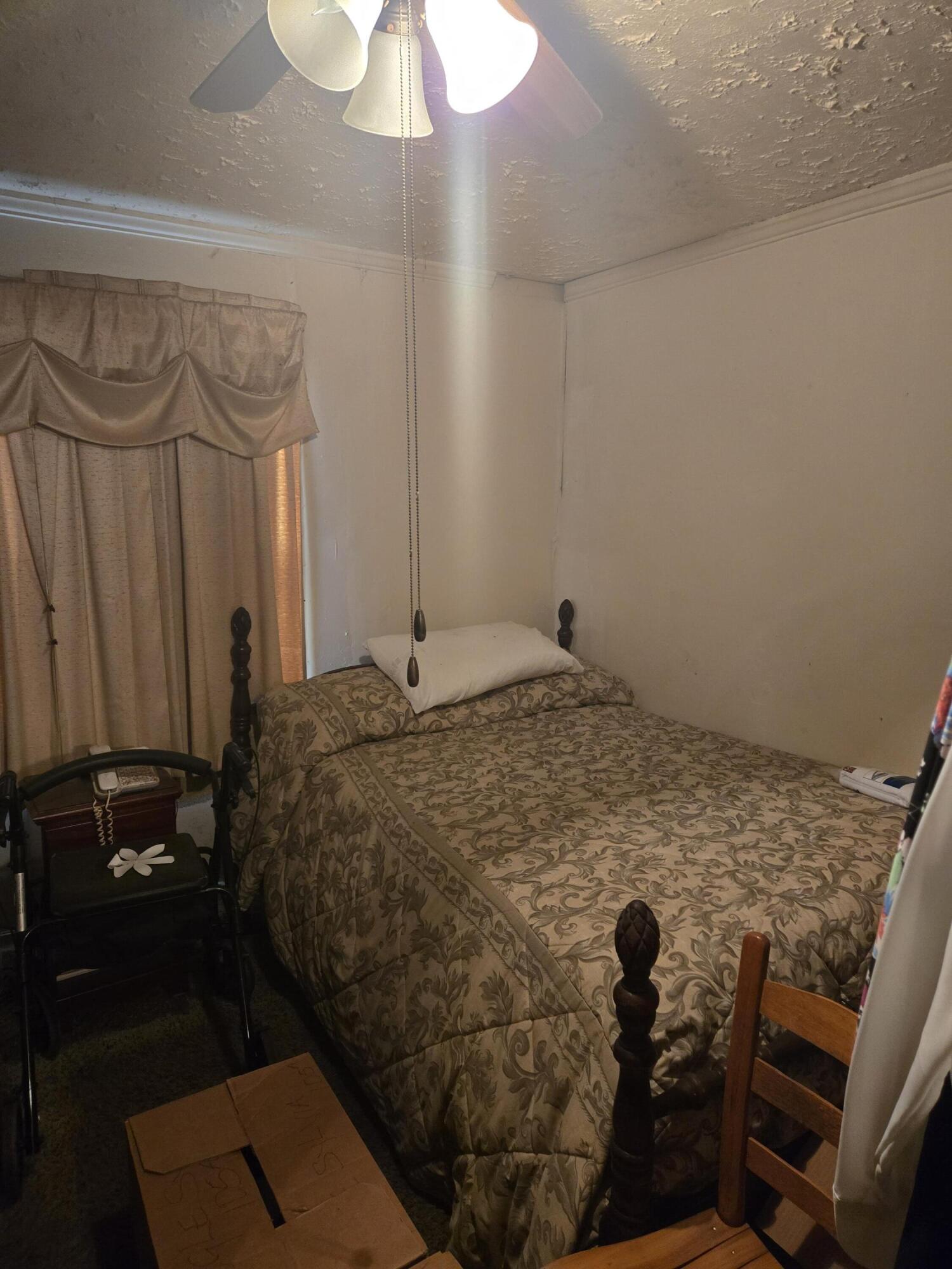 377 Sprinkle Avenue Orangeburg, SC 29115 - Photo 3 of 8 20241219_114522