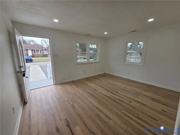 $1,600 | 5506 Campbell Avenue, Richmond, VA 23231