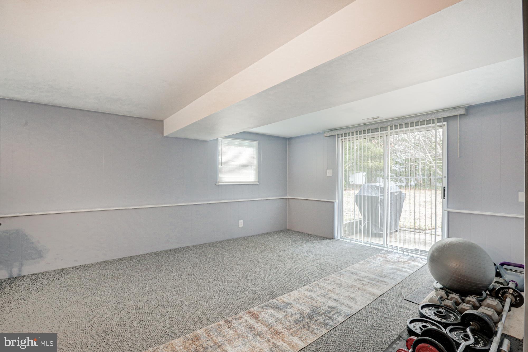 4 Old Forge Road Pennsville, NJ 08070 - Photo 38 of 61 a workspace with a window