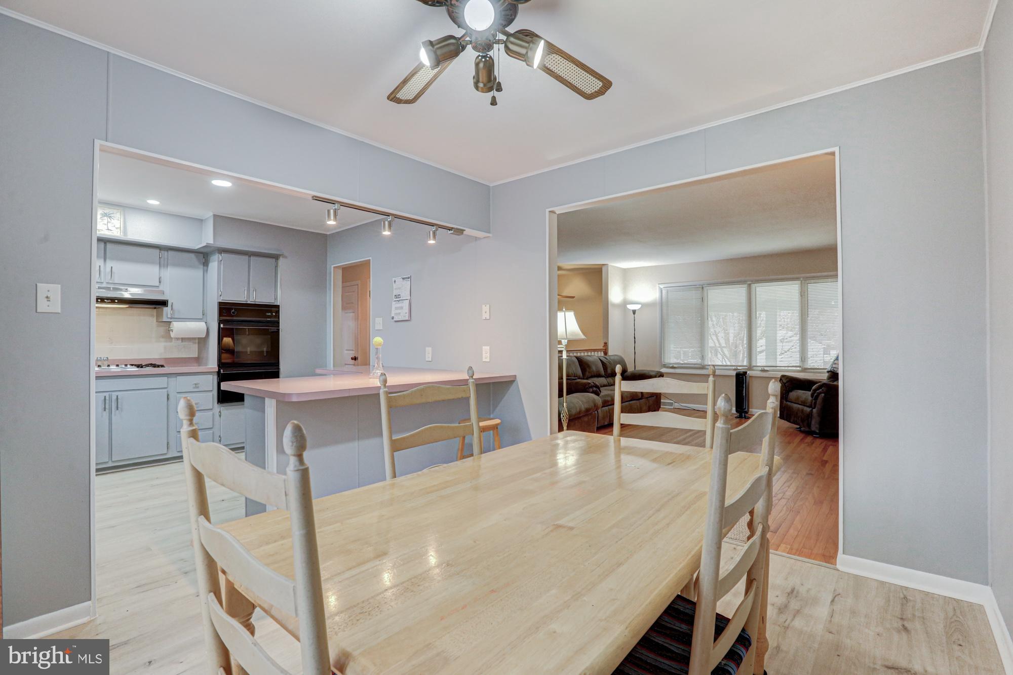 4 Old Forge Road Pennsville, NJ 08070 - Photo 9 of 61 a view of kitchen with breakfast area
